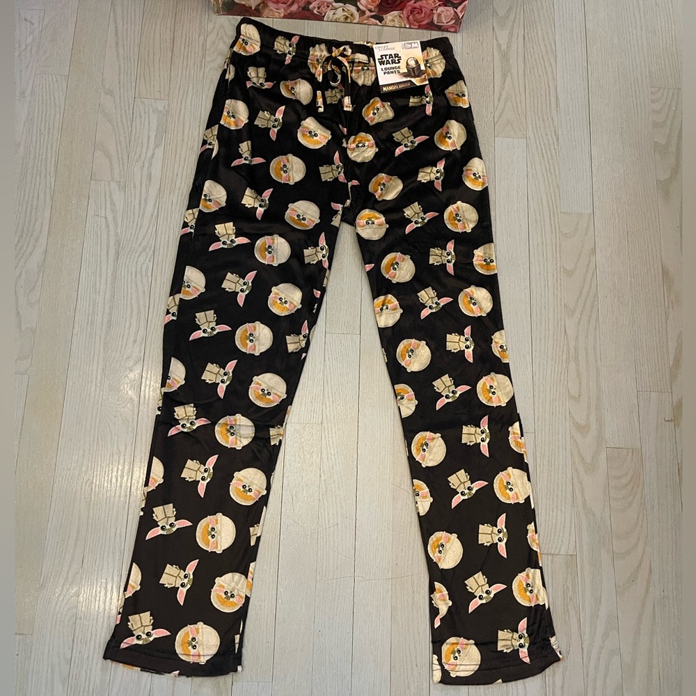 🚀NWT STAR WARS PJ PANTS🚀